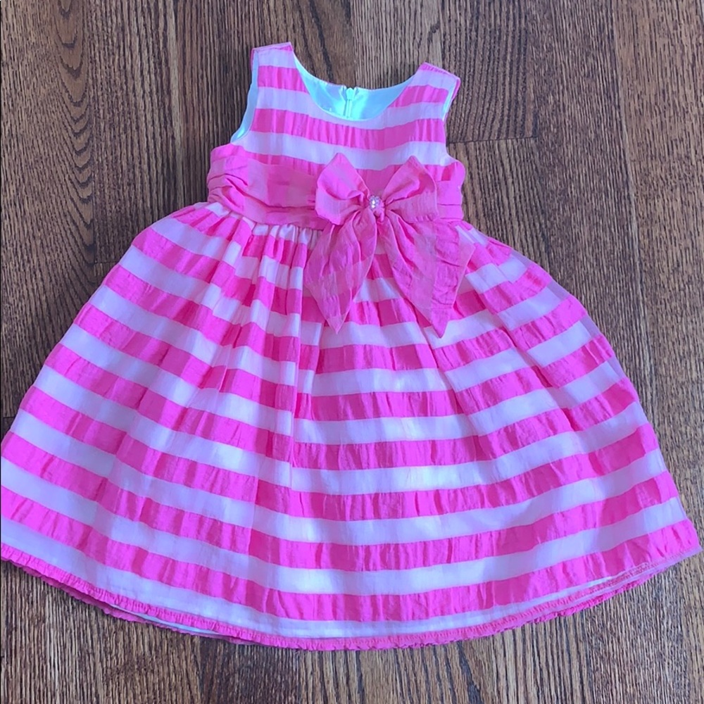 Boutique isobella and Chloe pink dress